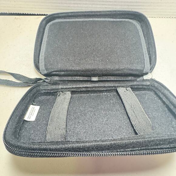 Nintendo DS Black semi-hard shell CASE - Picture 5 of 5